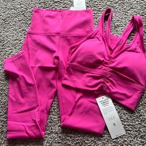 Alo yoga set leggings and bra fushya